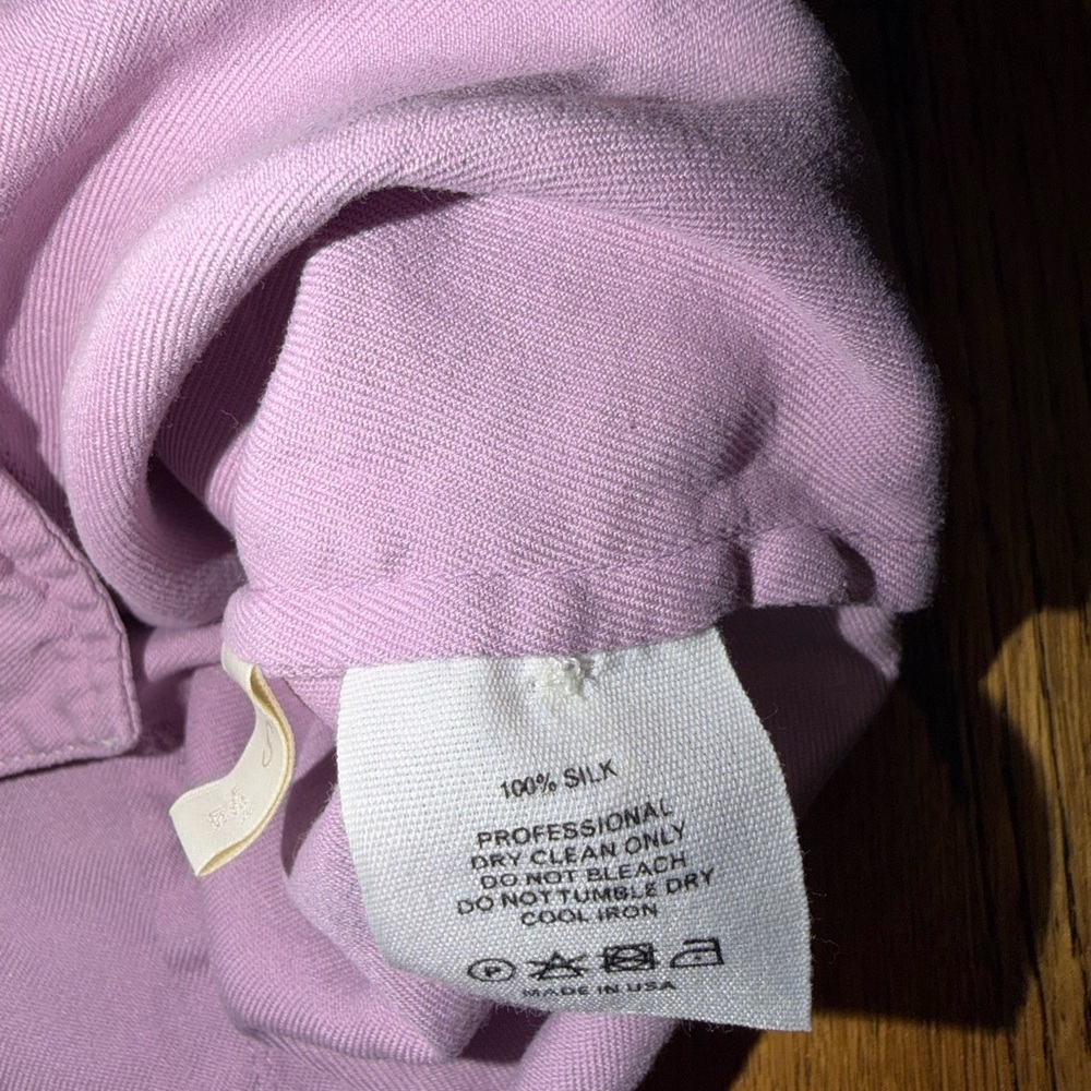 100% Silk LAROD Lavender Short-Sleeve Button-Up Shirt Size Small - Picture 2 of 5